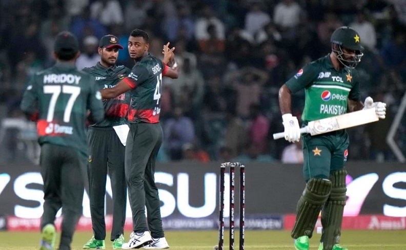 এশিয়া কাপ ক্রিকেটের সুপার ফোর পর্ব শুরু হয়েছে বাংলাদেশ দলের